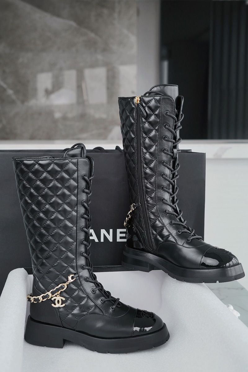 Chanel 23B Boots 057
