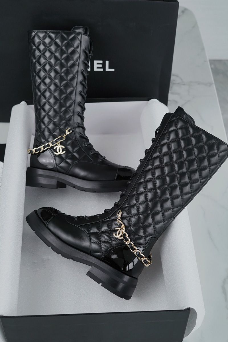 Chanel 23B Boots 057