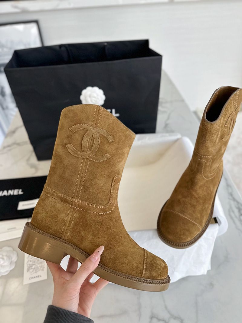 Chanel 24P Boots 063