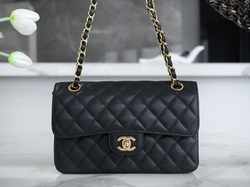 Chanel Classic Flap 23CM Golden