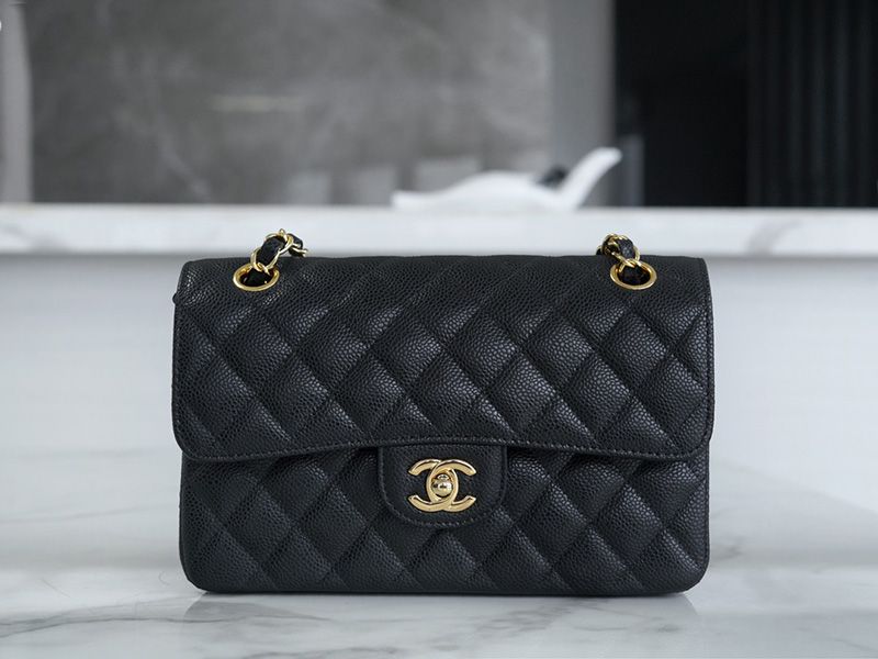 Chanel Classic Flap 23CM Golden