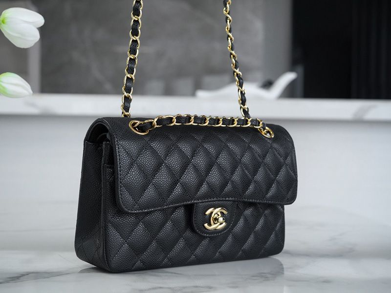 Chanel Classic Flap 23CM Golden