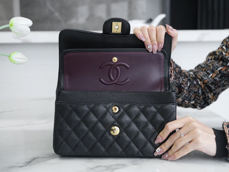 Chanel Classic Flap 23CM Golden