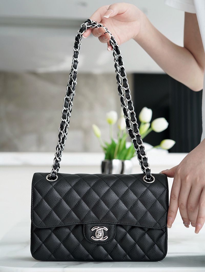 Chanel Classic Flap 23CM Silver