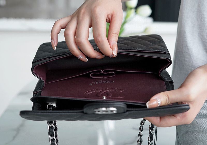 Chanel Classic Flap 23CM Silver
