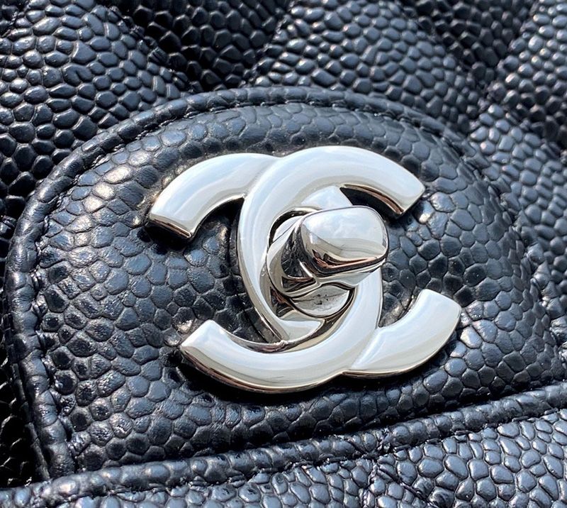 Chanel Classic Flap 23CM Silver