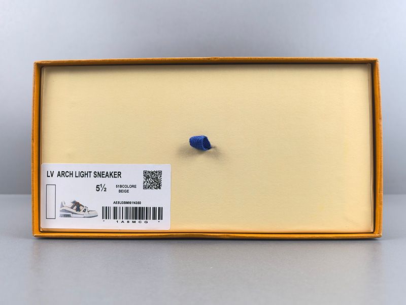 LV Trainer Sneaker 131