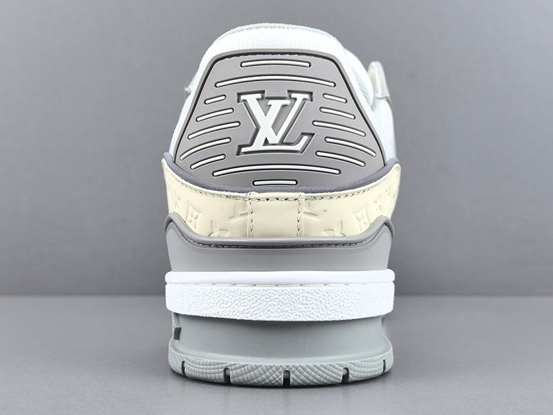 LV Trainer Sneaker 131
