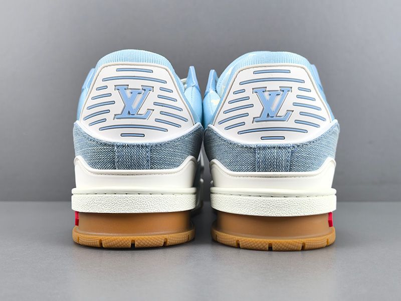 LV Trainer Sneaker 132