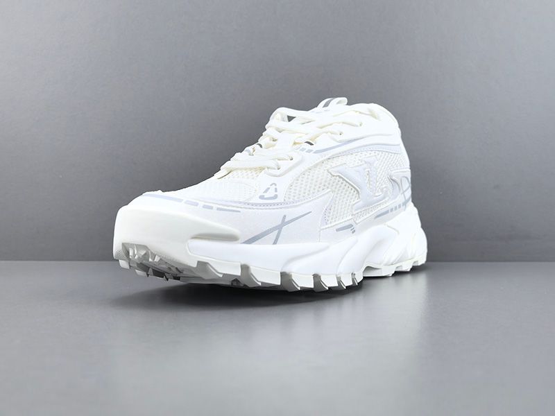 LV Trainer Sneaker 133