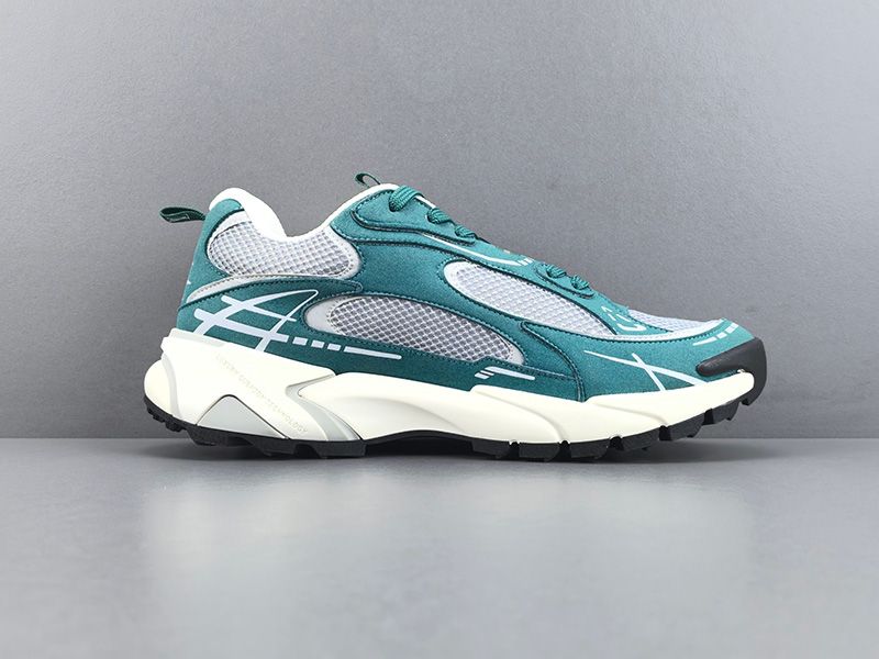 LV Trainer Sneaker 134