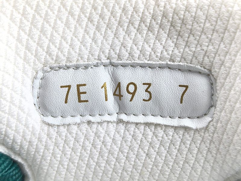 LV Trainer Sneaker 134