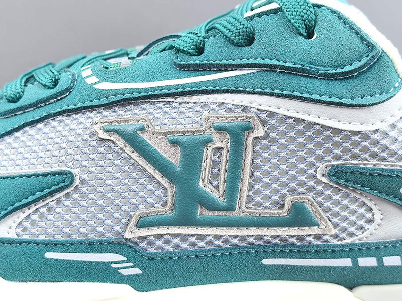 LV Trainer Sneaker 134