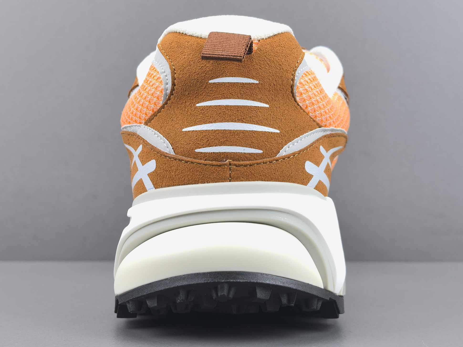 LV Trainer Sneaker 135