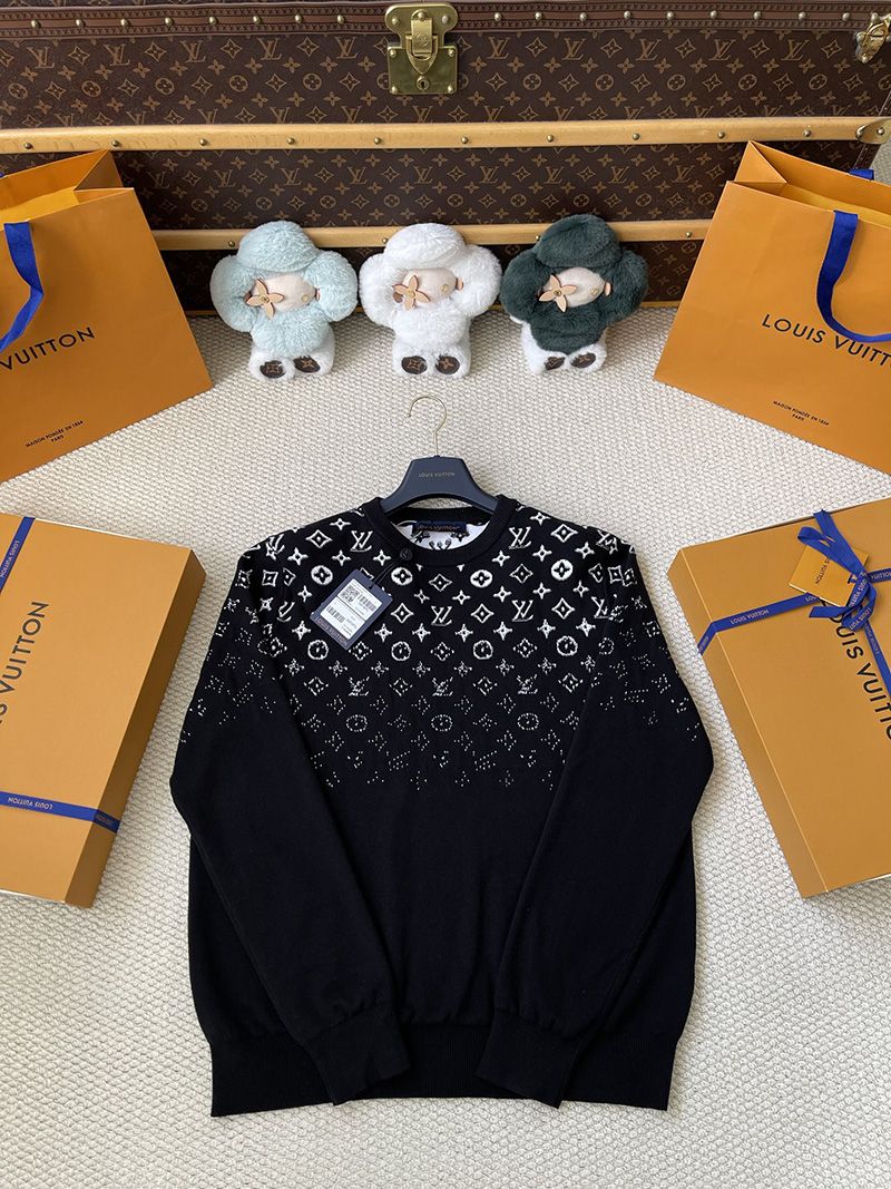 LV Longsleeve Shirt 099