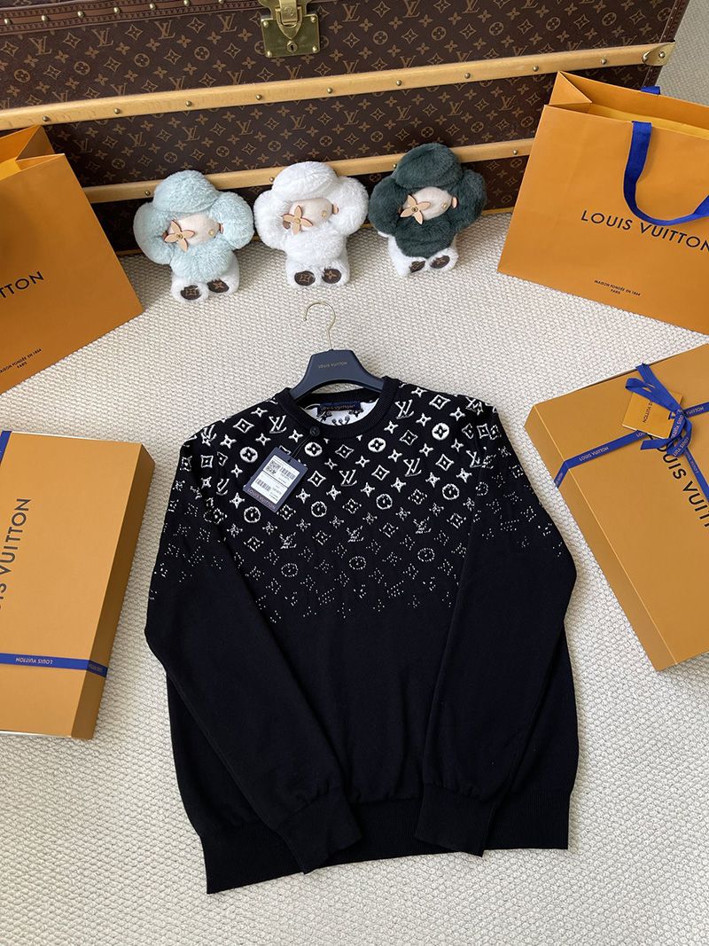 LV Longsleeve Shirt 099