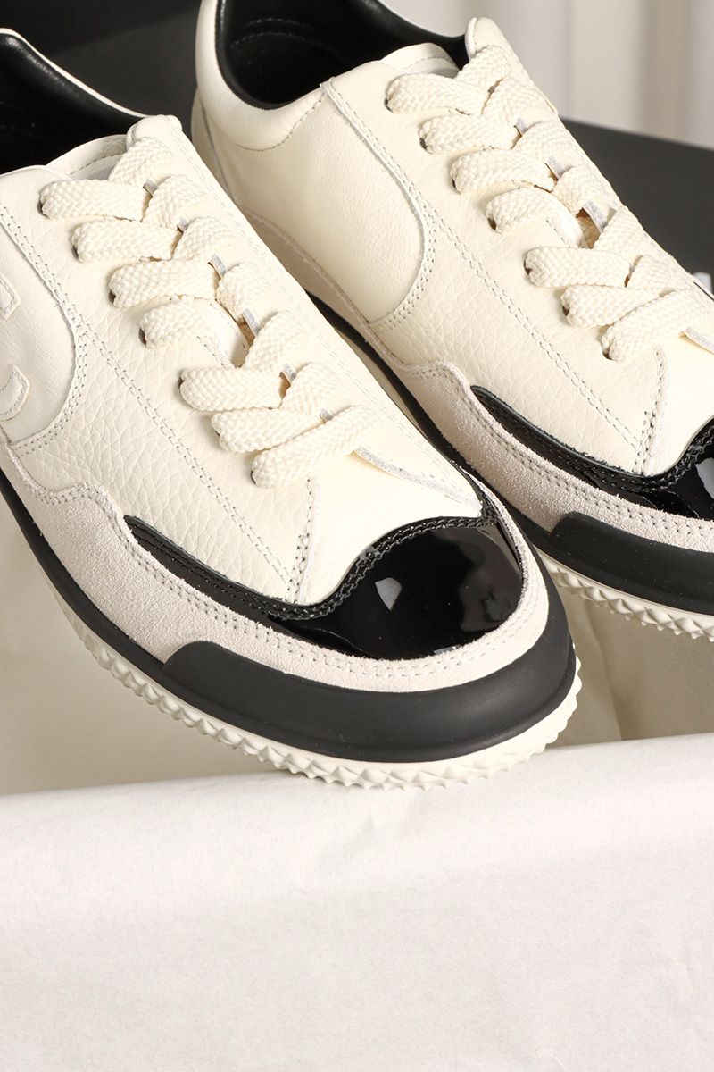 Chanel Wmns Shoe 069