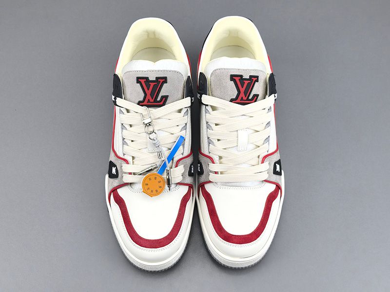LV Trainer Sneaker 138