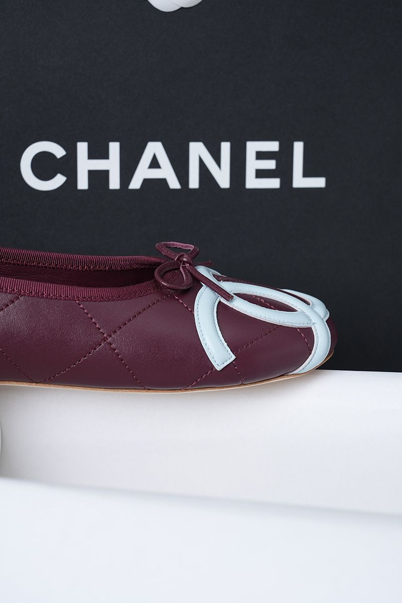 Chanel Wmns Shoe 070