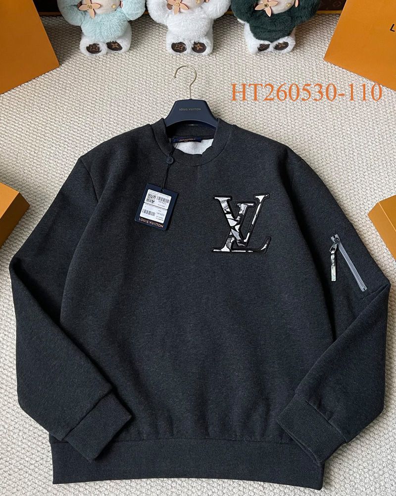 LV Longsleeve Shirt 098