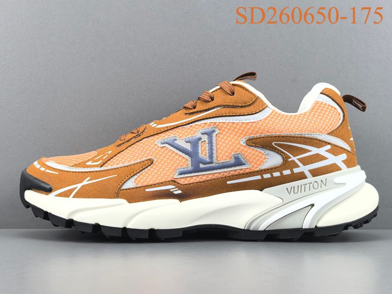LV Trainer Sneaker 135