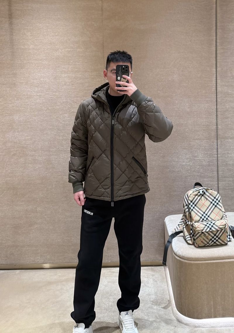 Burberry Down jacket 024