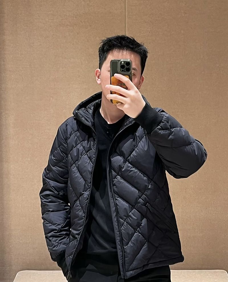 Burberry Down jacket 023