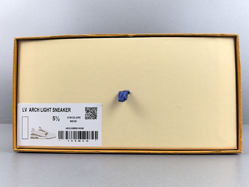 LV Trainer Sneaker 142