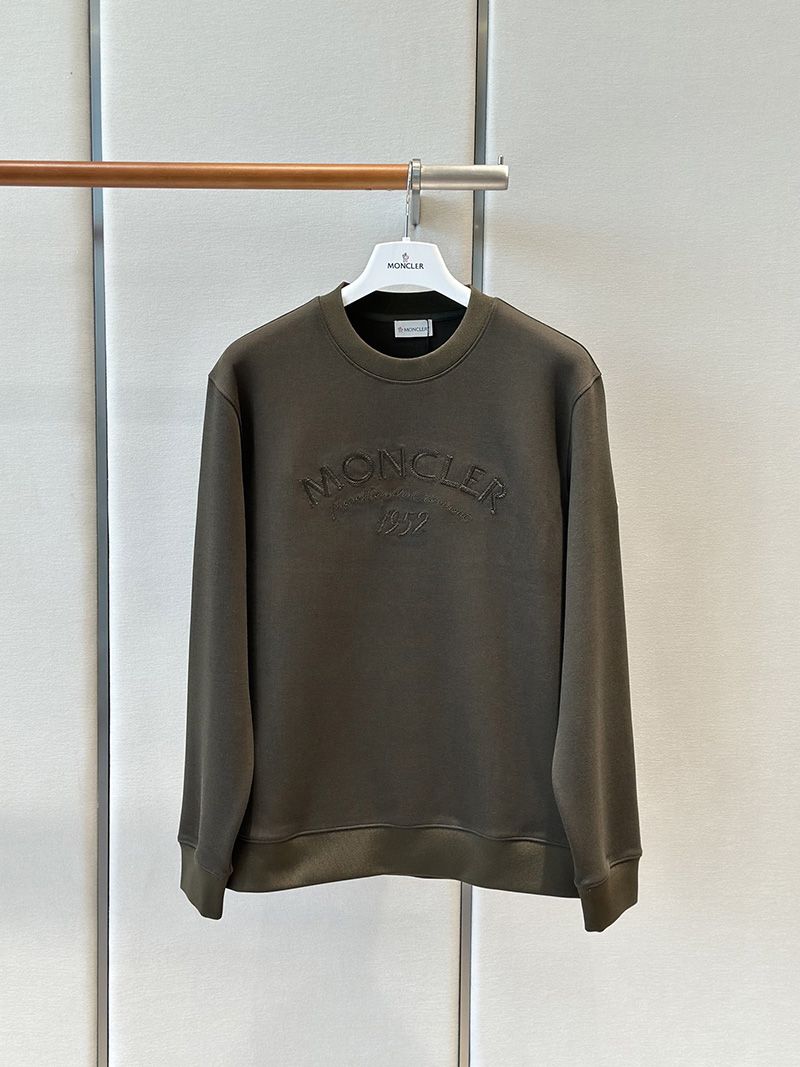 Moncler Crew Sweatshirt 003