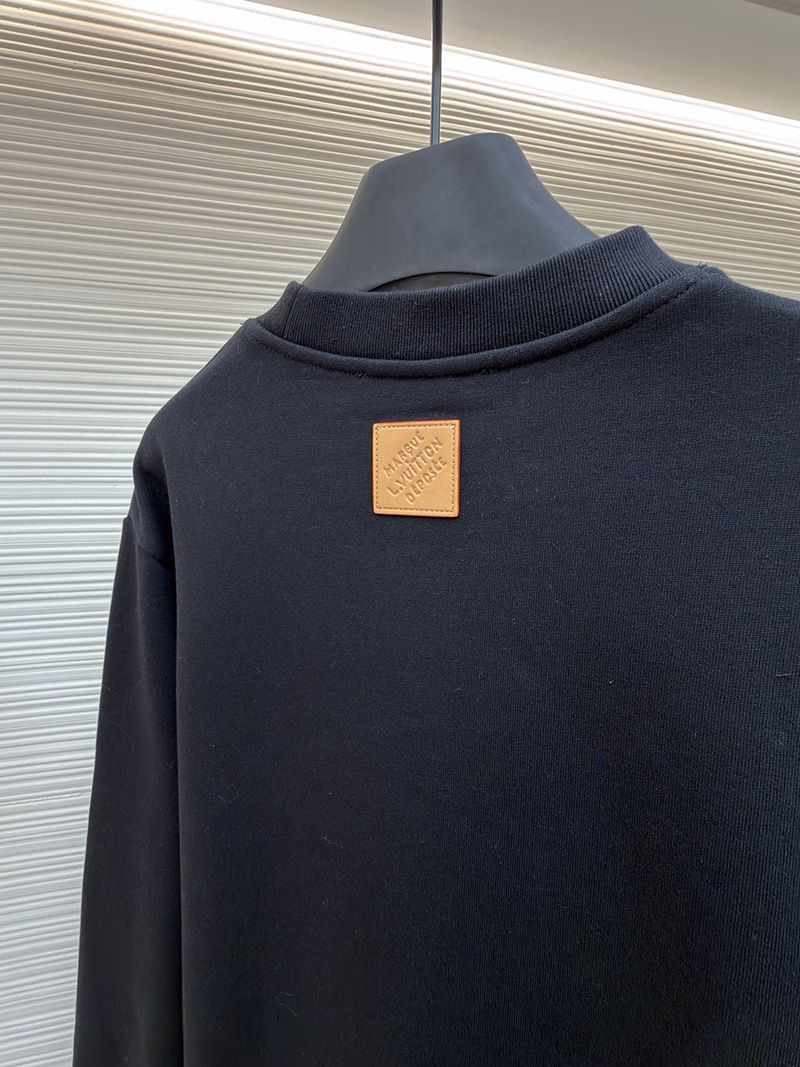 LV Crew Sweatshirt 100