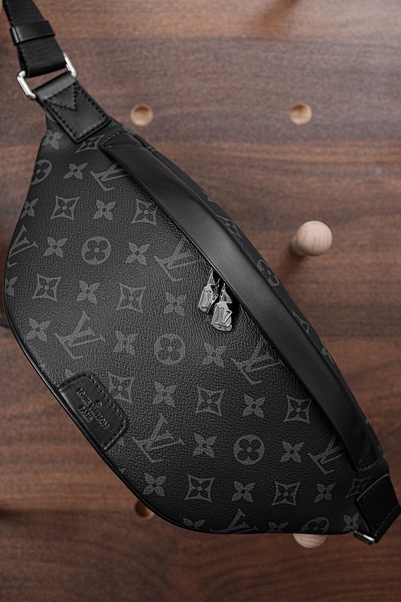 Discovery Monogram Eclipse M46035