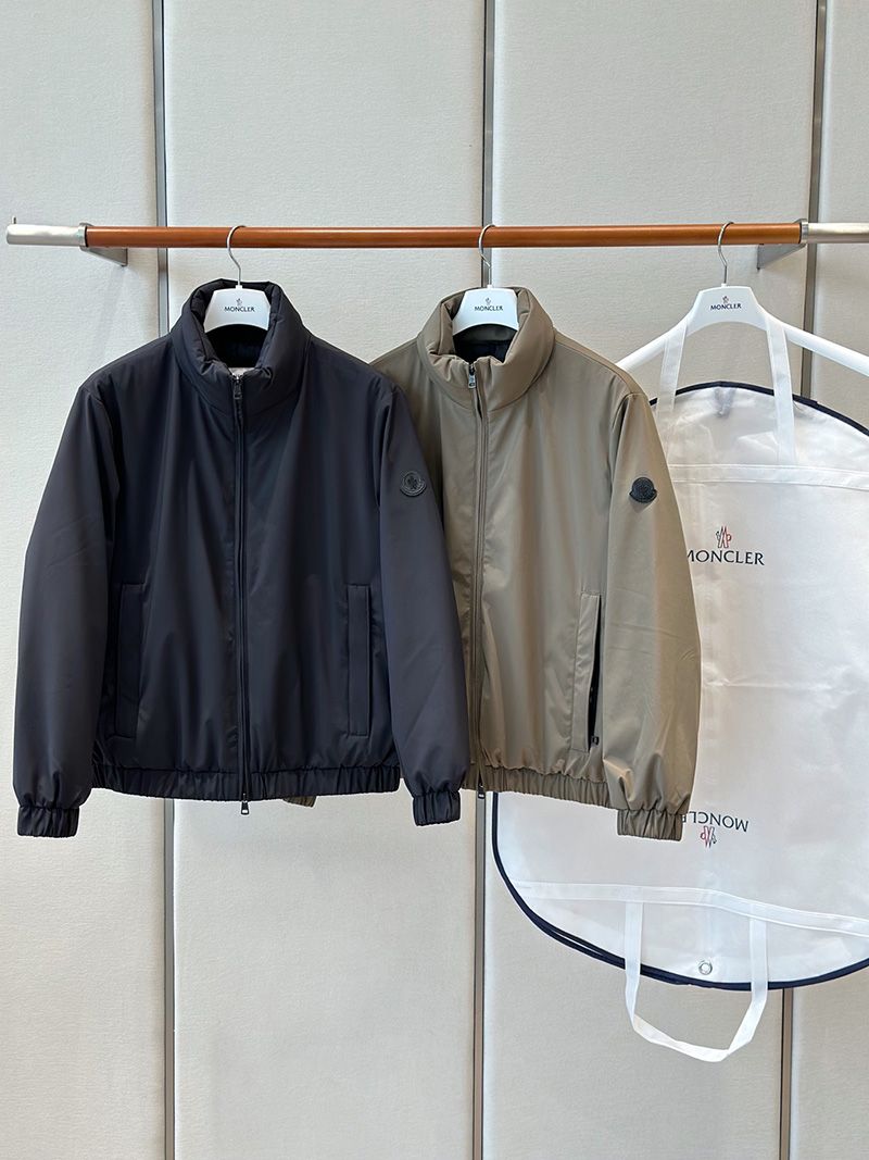 Moncler Down jacket 005