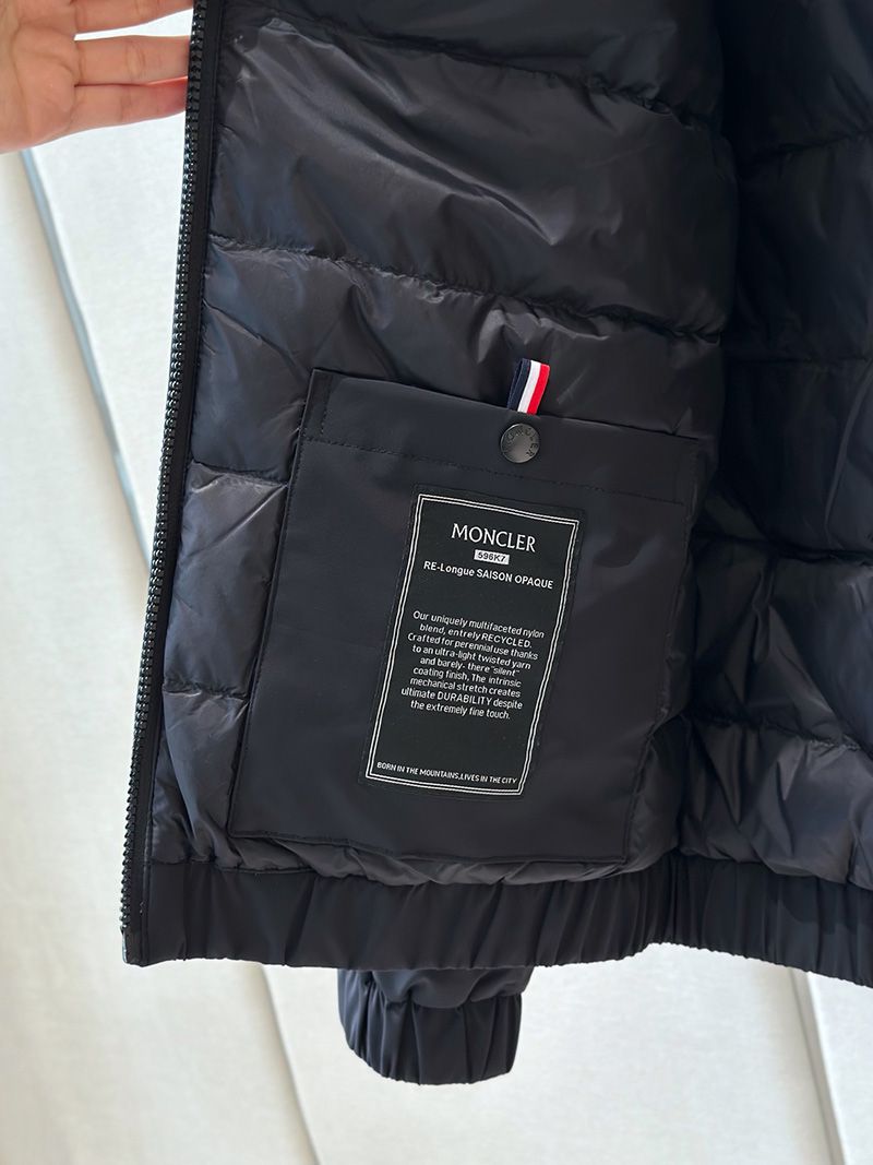 Moncler Down jacket 005