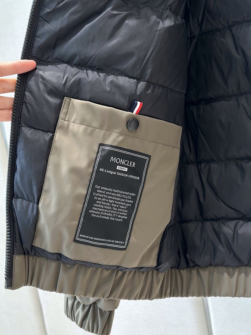 Moncler Down jacket 006