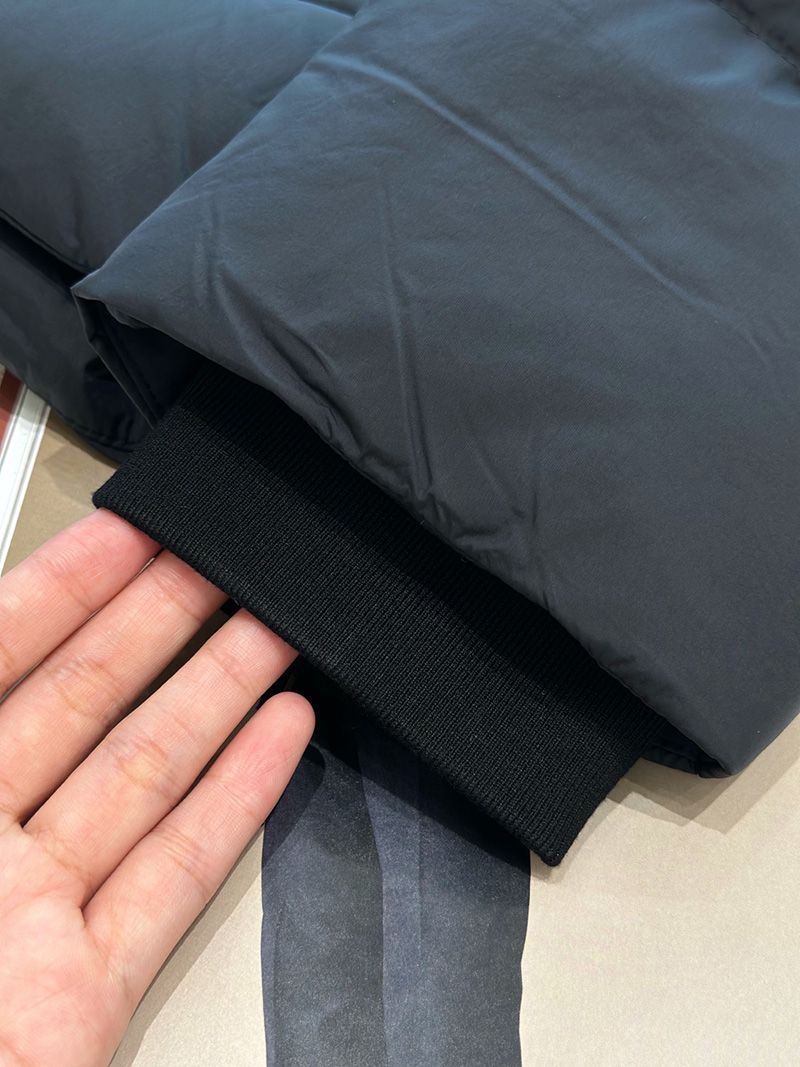 Balenciaga Down jacket 019