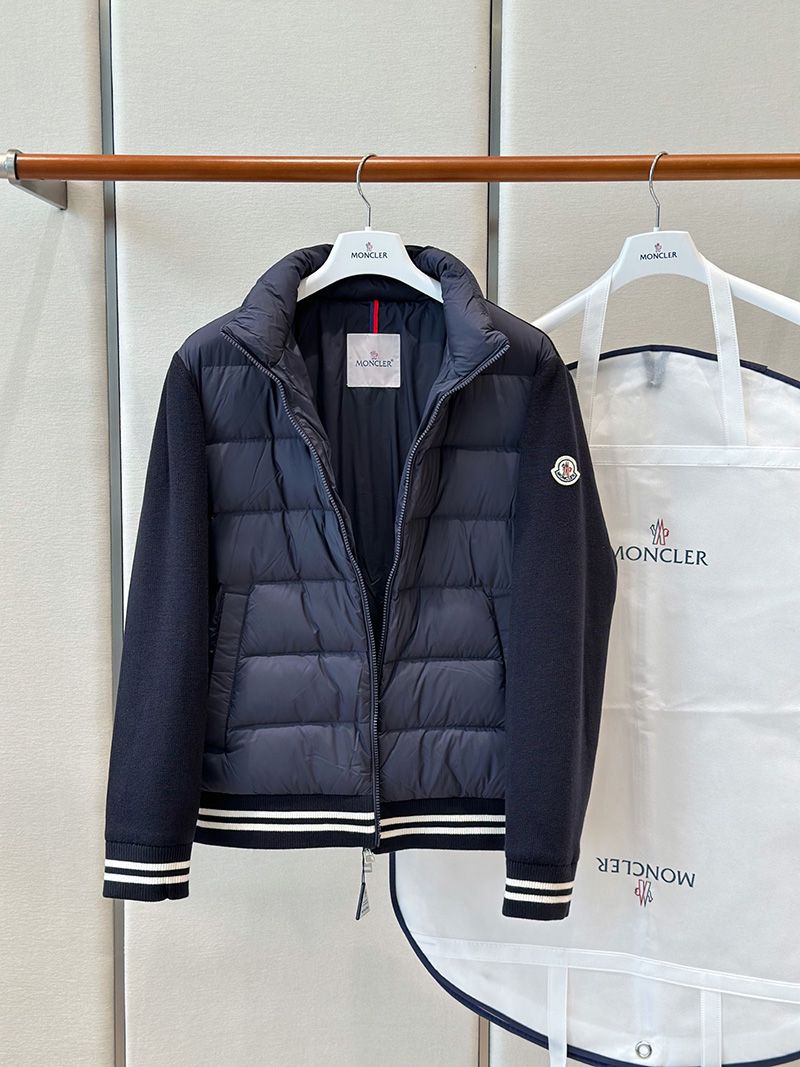 Moncler Down jacket 011