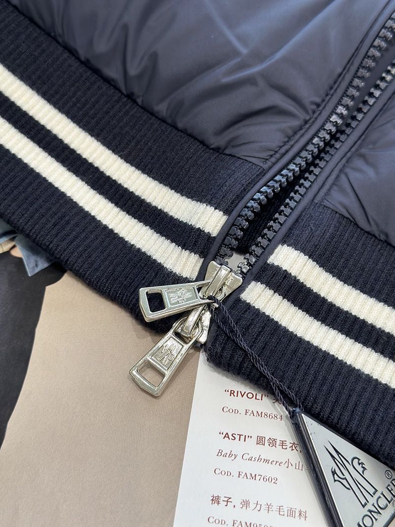 Moncler Down jacket 011