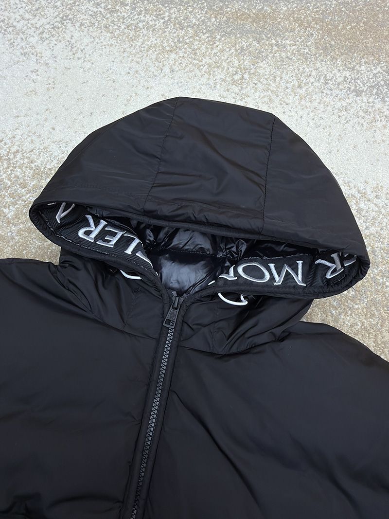 Moncler Down jacket 012