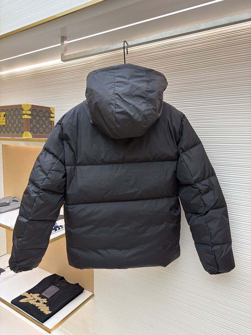 Moncler Down jacket 012