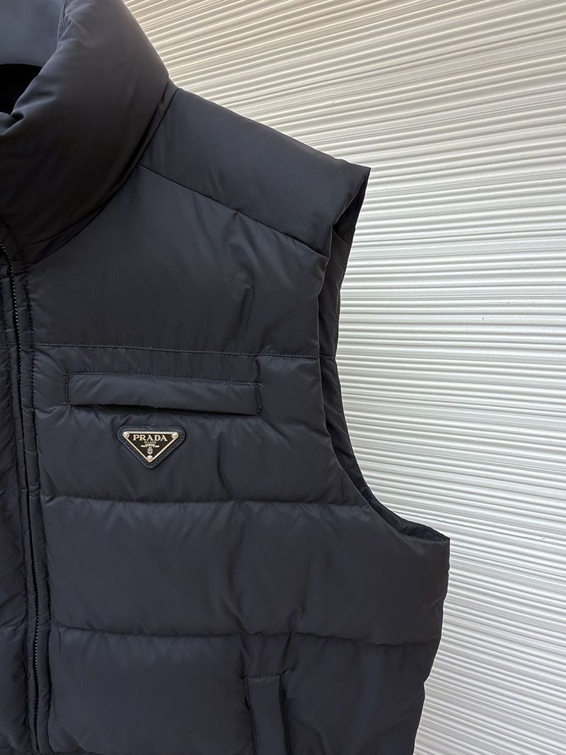 Prada Vest 013