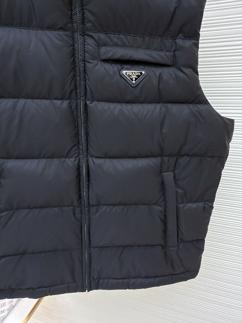 Prada Vest 013