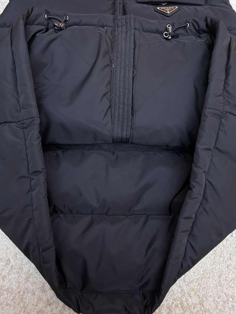 Prada Vest 013