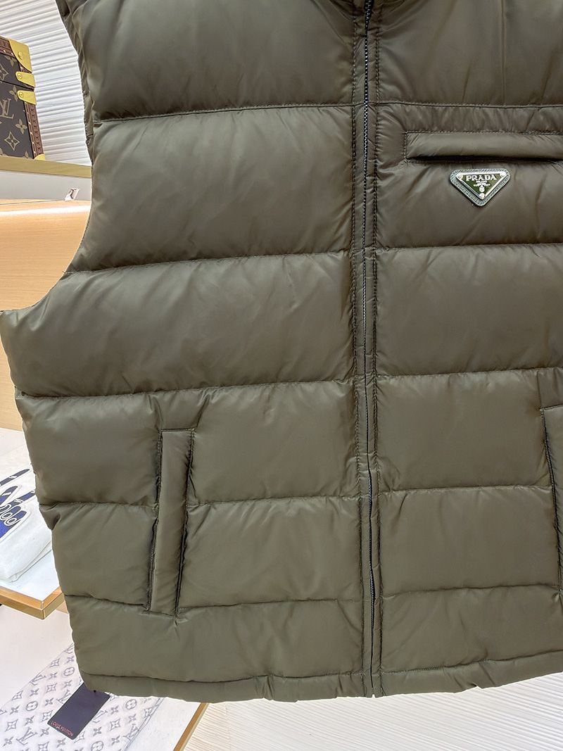 Prada Vest 014