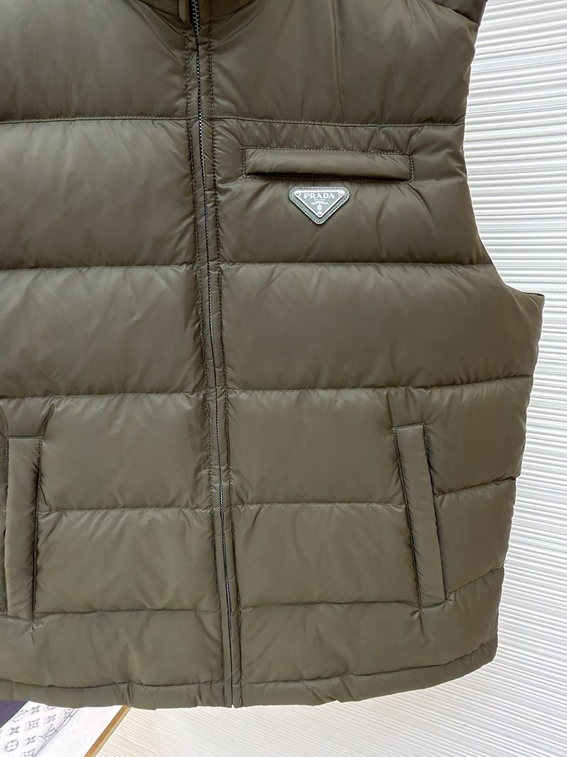 Prada Vest 014
