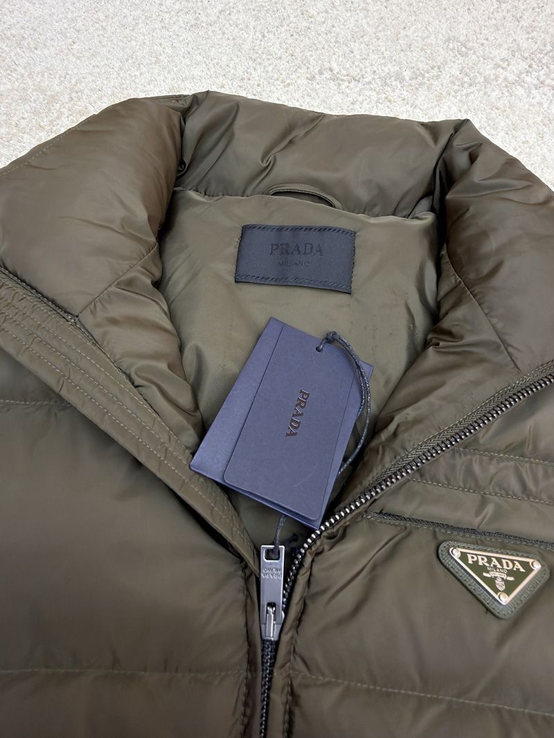 Prada Vest 014