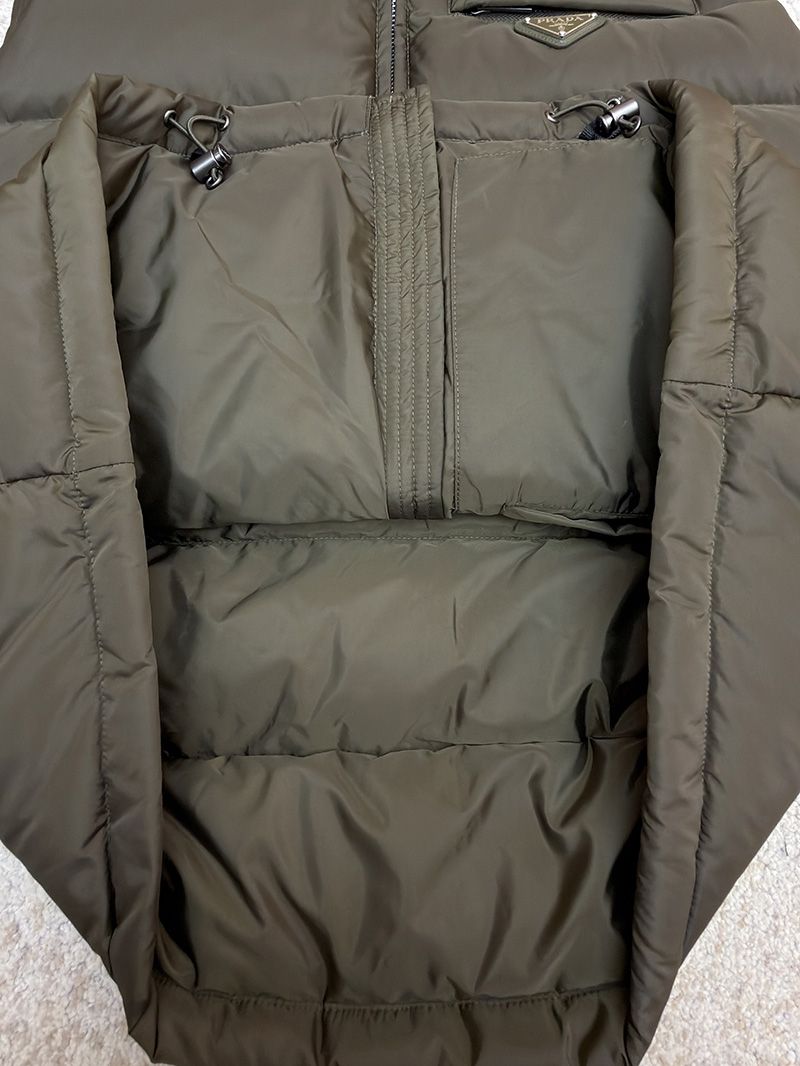 Prada Vest 014