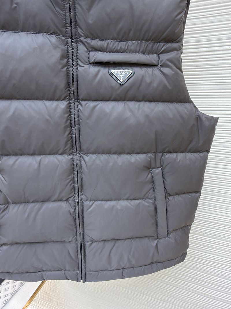 Prada Vest 015
