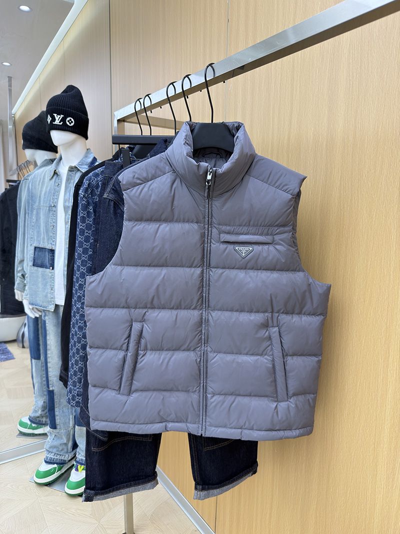 Prada Vest 015