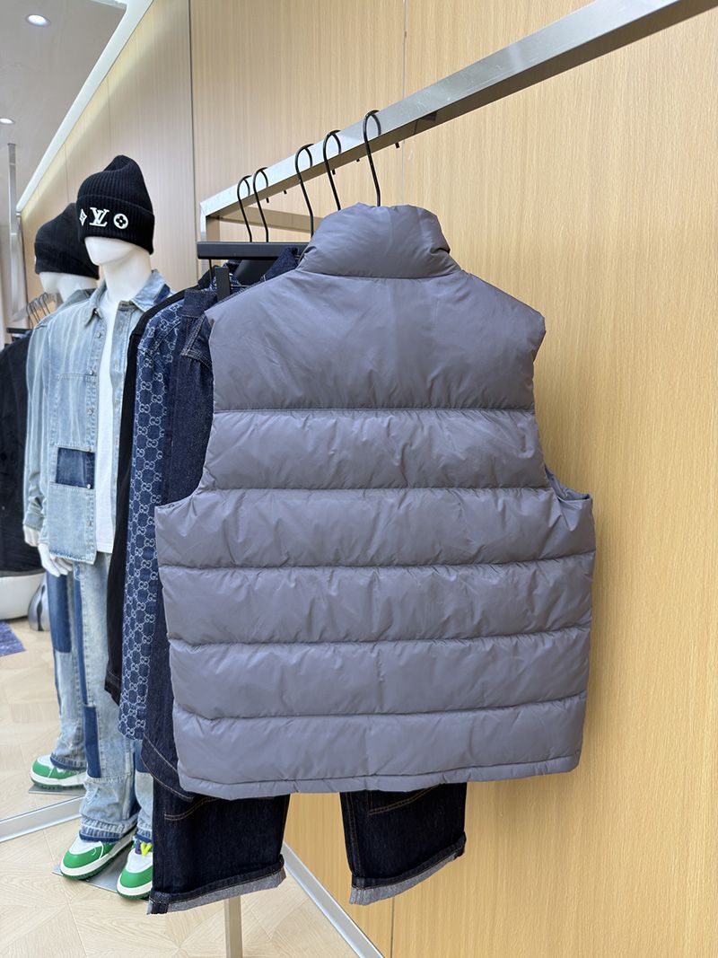 Prada Vest 015