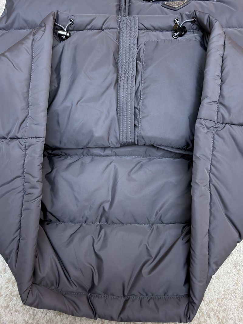 Prada Vest 015